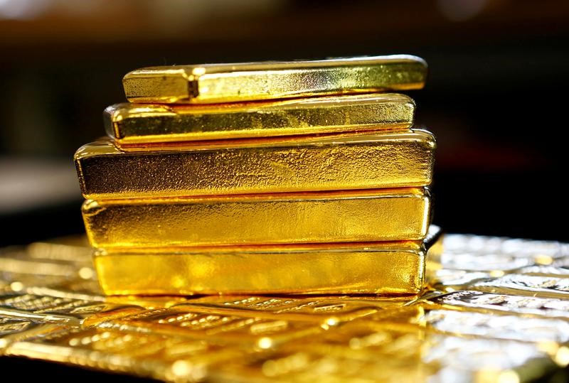 Gold costs feeble as rate fears mount in front of Taken care of, CPI information