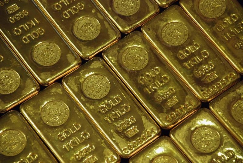 Gold costs rise following dollar shortcoming as frail payrolls put rate cuts in center