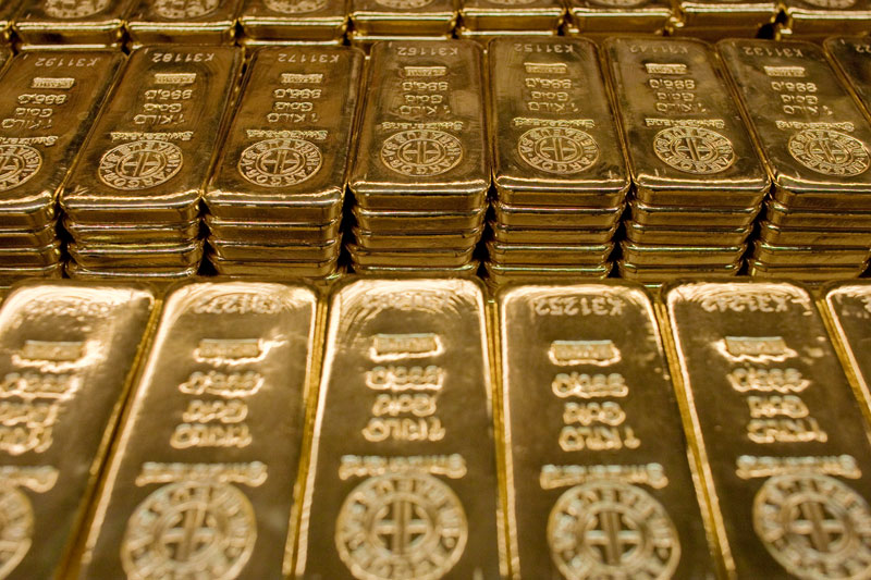 Gold costs tumble from record highs as rate fears endure; copper withdraws