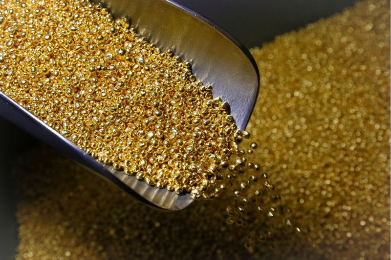 Gold costs relax, see little alleviation from expanded rate cut wagers