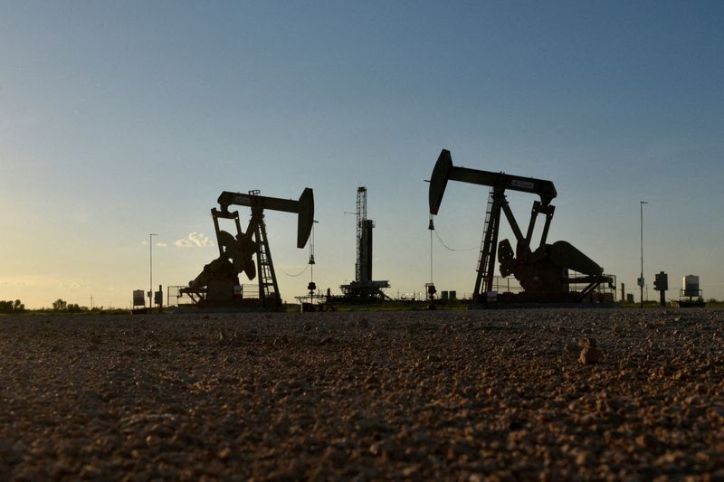 Oil drops from most noteworthy in weeks, center around Took care of rate cuts